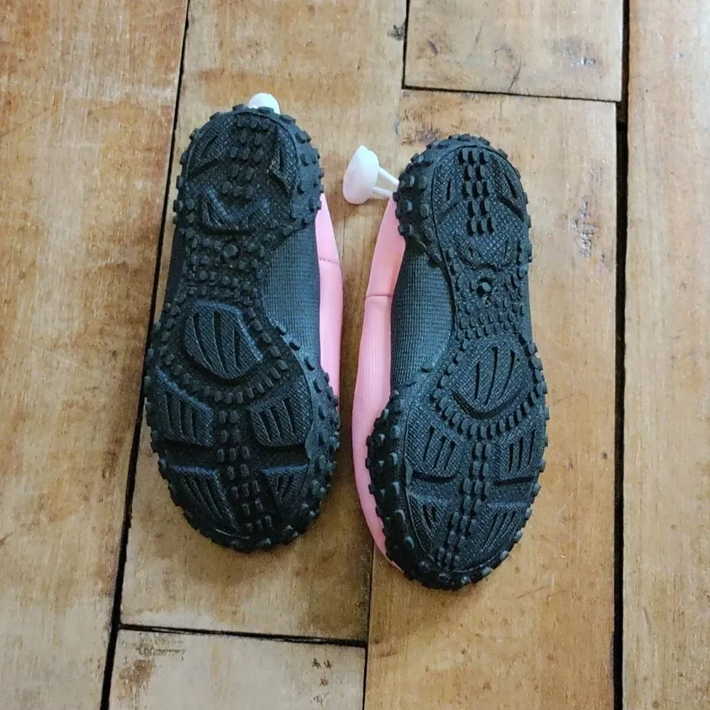 Water Shoes Size 5 Pink Slip On Beach Vacation Summer Dolphin